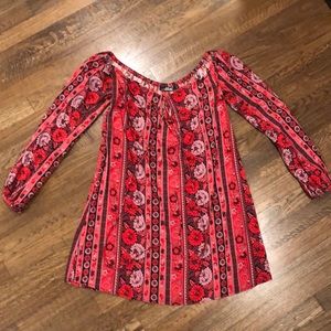 Motel Long Sleeve/Off the Shoulder Floral Dress